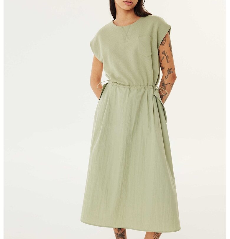 Миди рокля с еластична талия TWIST