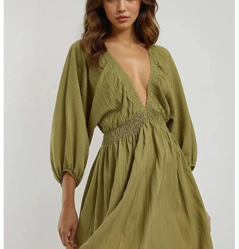 Мини рокля  V-образно деколте - дълъг ръкав - зелена - текстил HiCCUP