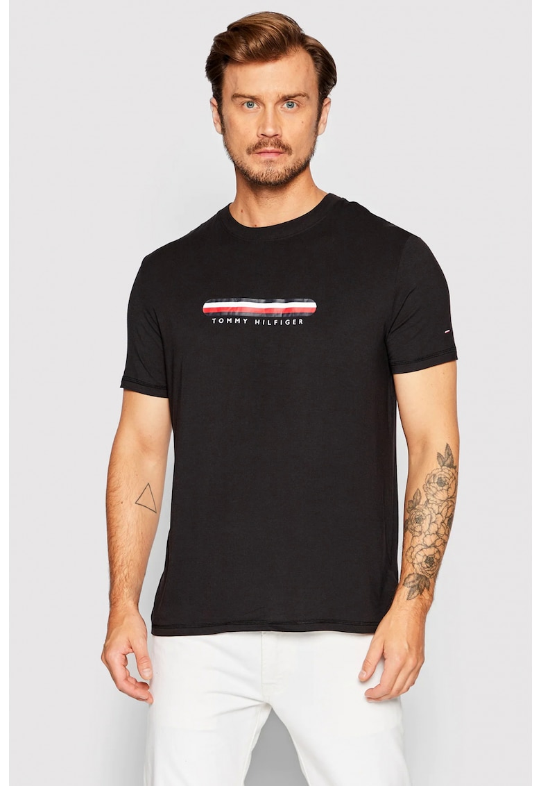 Мъжка тениска UM0UM02348 - Черен Tommy Hilfiger