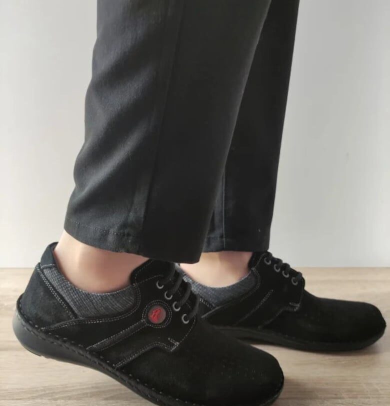 Мъжки ежедневни обувки  9560 L2-2 перфорирани - черни велур Otter