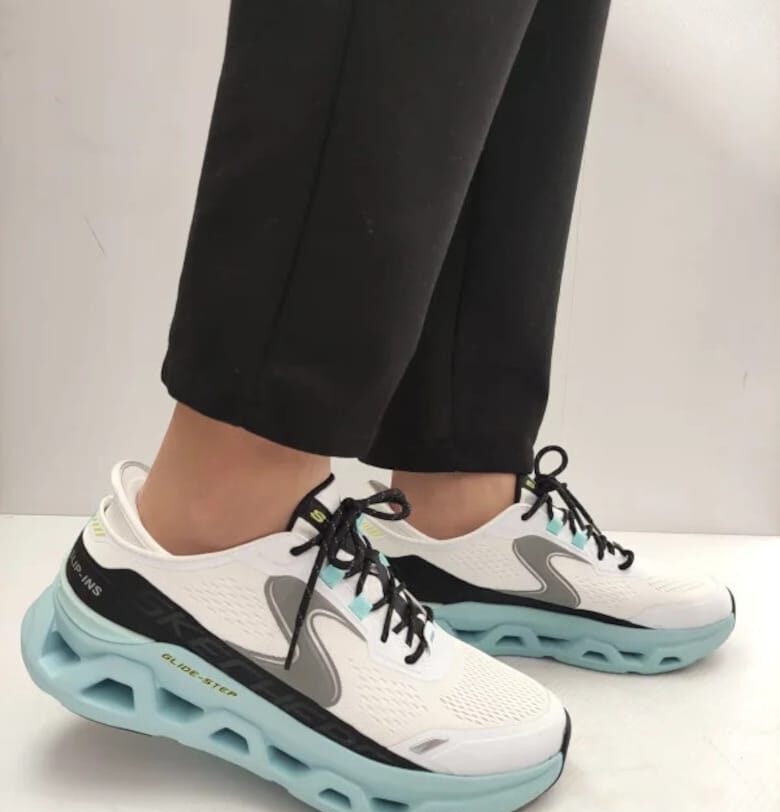 Мъжки спортни обувки  232921 Wbl - бели Skechers