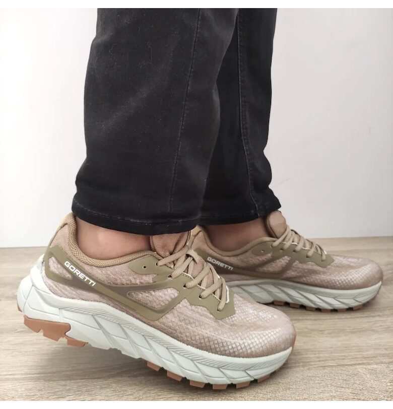 Мъжки спортни обувки  27301 Бежови GORETTI