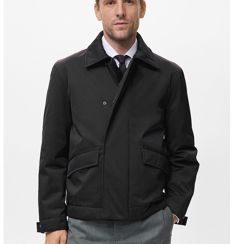 Непромокаемо яке с джобове - Черен Mango