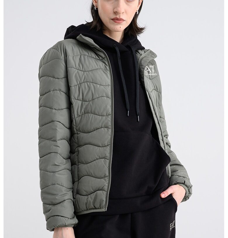 Олекотено зимно капитонирано яке - Зелени аспержи EA7