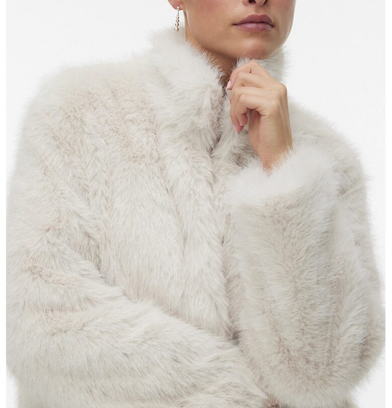 Палто от еко пух Vero Moda