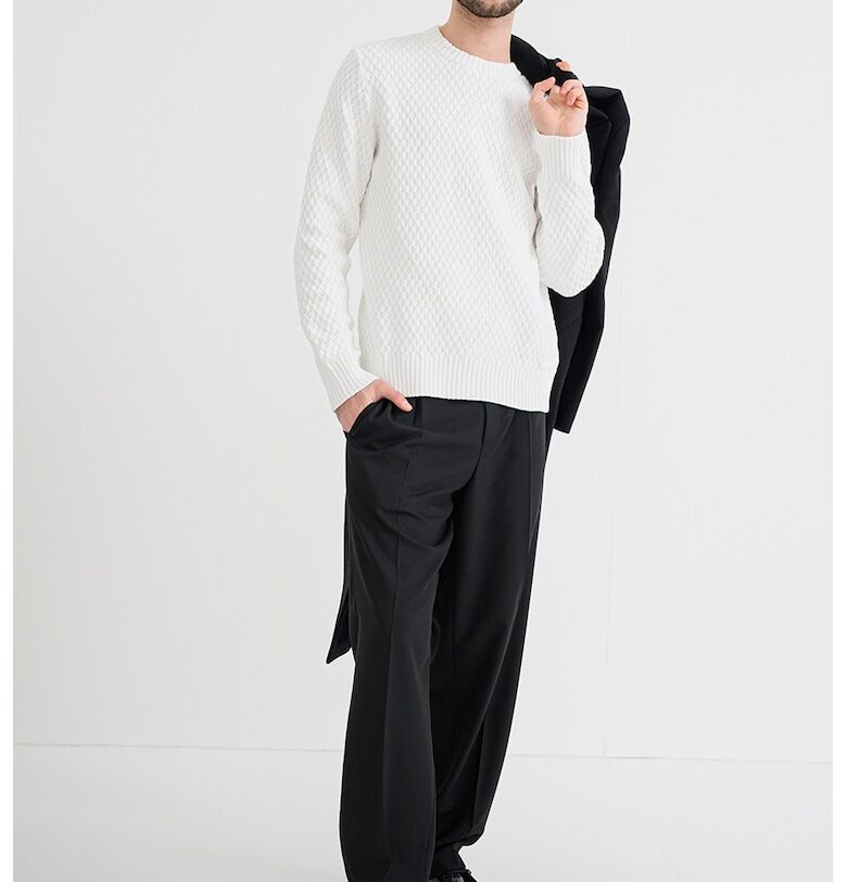 Памучен пуловер с овално деколте - Бял HUGO