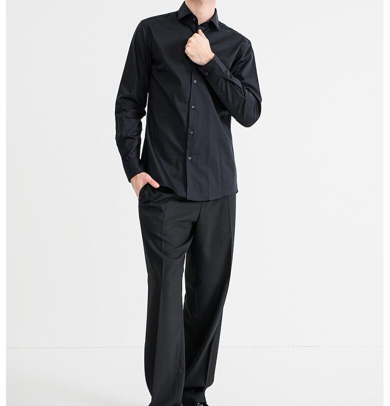 Памучна риза Kason по тялото - Черен HUGO