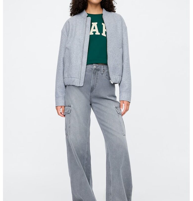 Памучна тениска с лого - Слонова кост/Тъмнозелен GAP