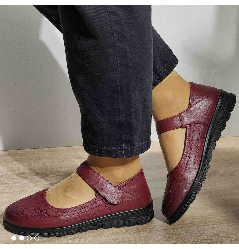 Перфорирани ежедневни обувки Дамски  220710 Червени - Червени FORMAZIONE