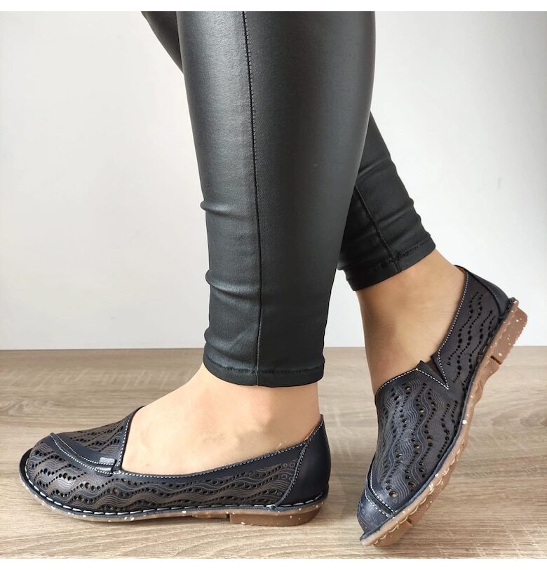 Перфорирани обувки DOGATI