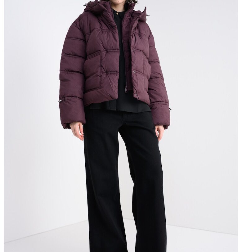 Подплатено зимно яке с качулка GUESS