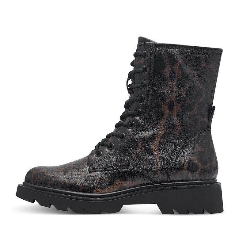 Полускосени боти с принт Tamaris