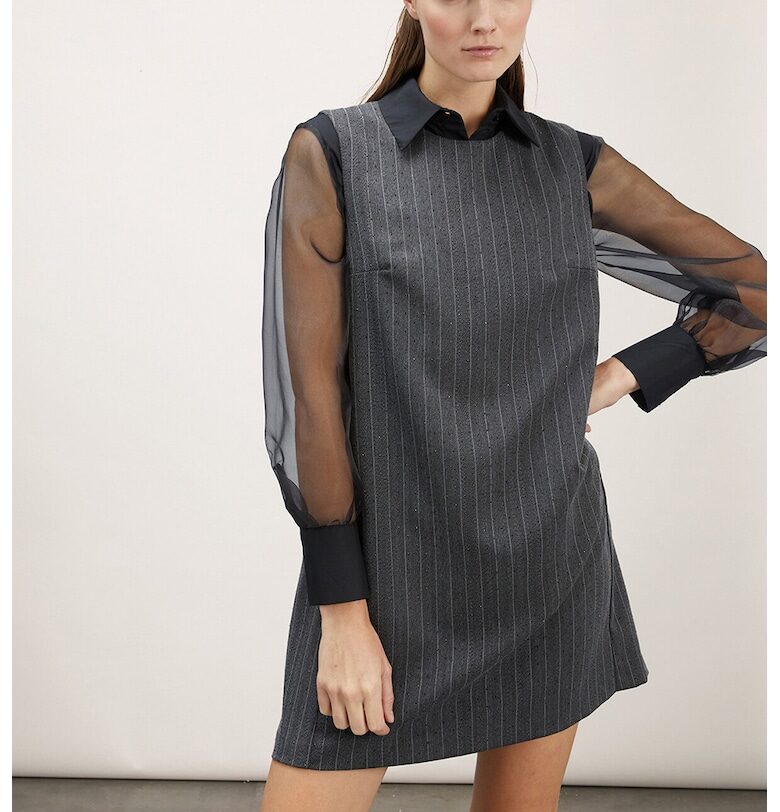 Права раирана рокля с джобове встрани Motivi