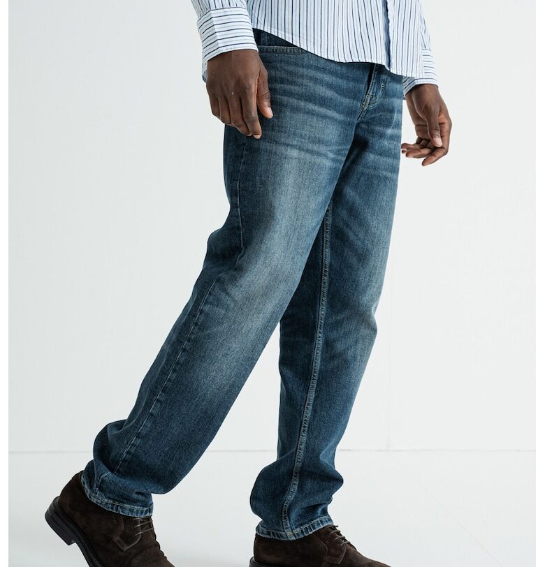 Прави дънки Denver със захабен ефект Mustang