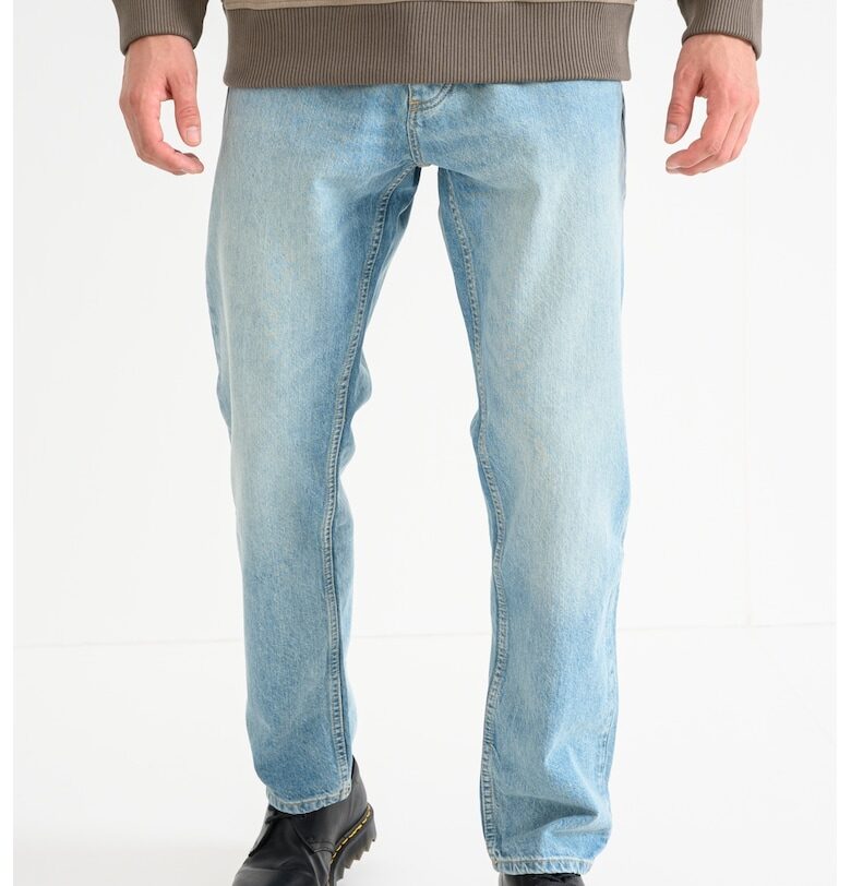 Прави дънки Jonah - Светлосин HUGO