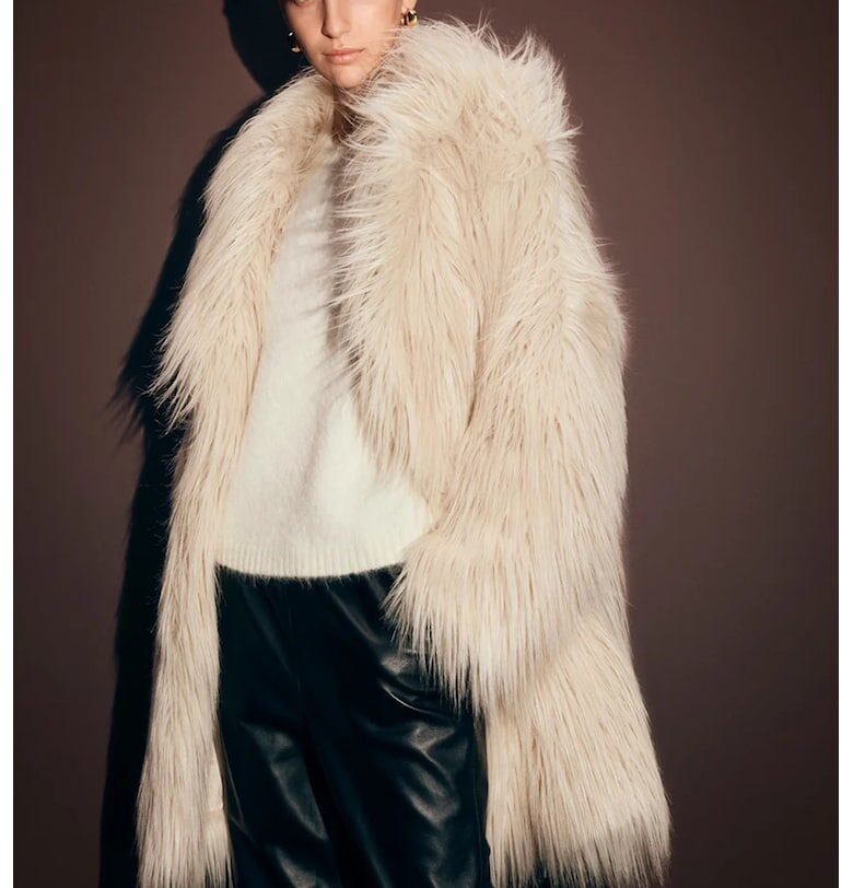 Пуловер с вълна - Слонова кост Marks  Spencer