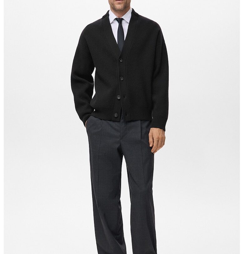 Пуловер с копчета - Черен Mango