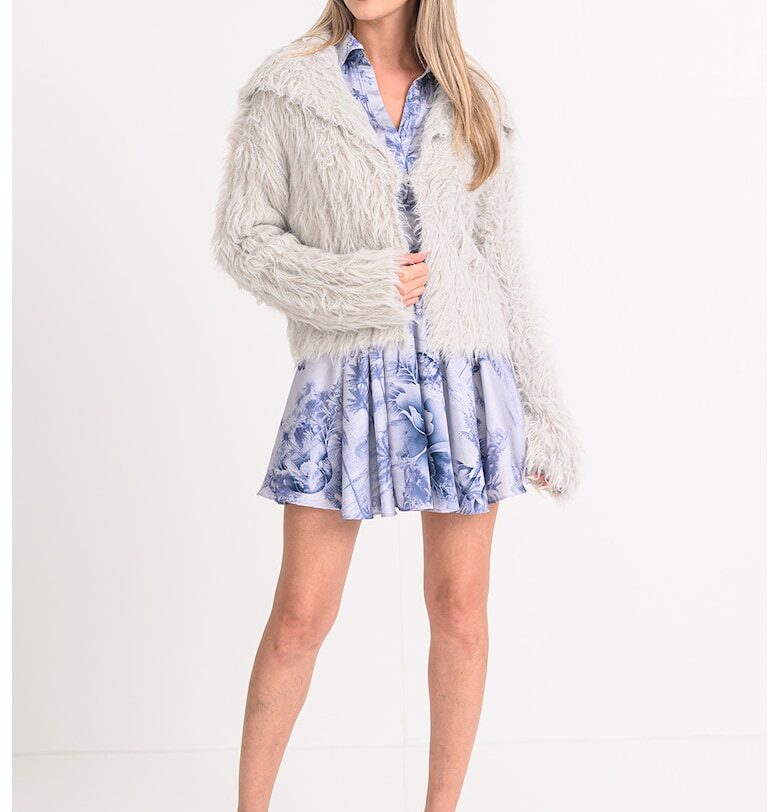 Пухкав пуловер - Светло сив GUESS