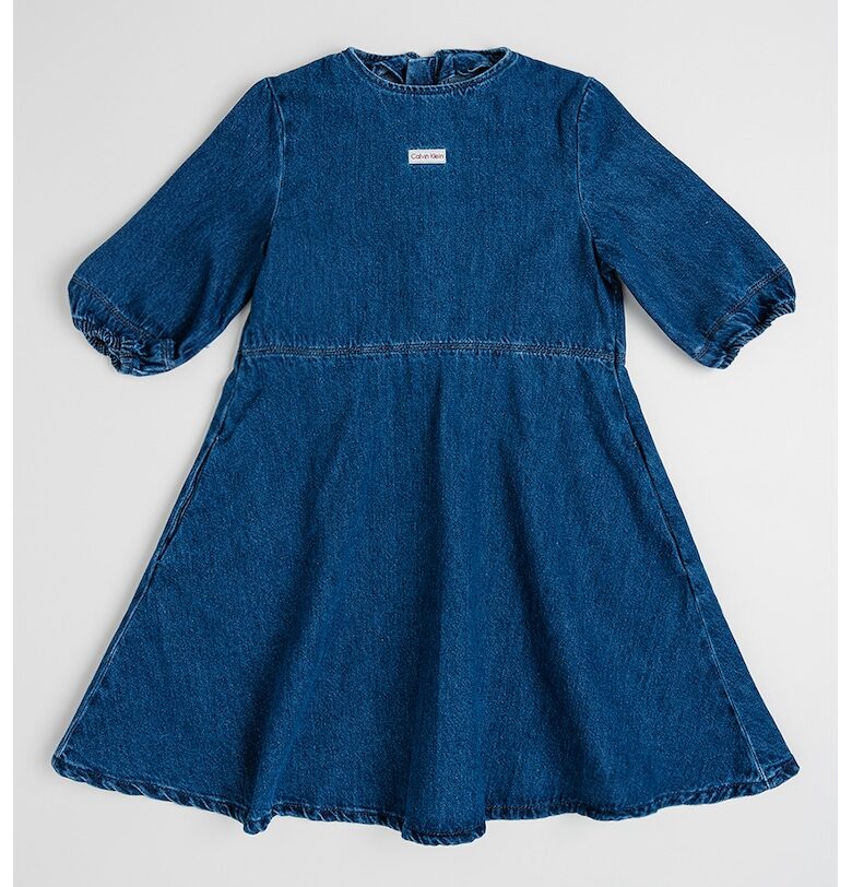 Разкроена дънкова рокля с овално деколте CALVIN KLEIN