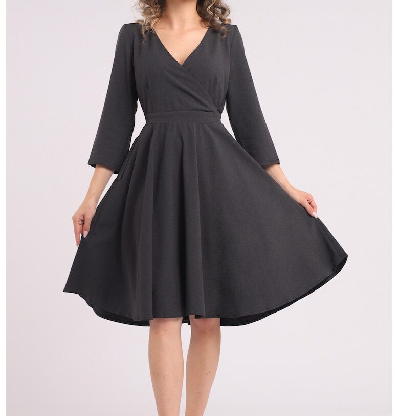 Разкроена миди рокля с джобове CAMISSI