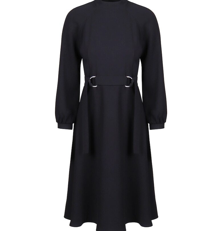 Разкроена рокля с дълъг ръкав DiKa