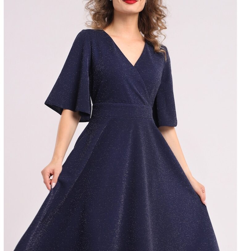 Разкроена рокля с разкроени ръкави CAMISSI