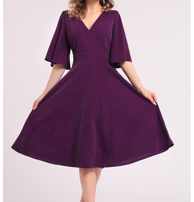 Разкроена рокля с разкроени ръкави CAMISSI