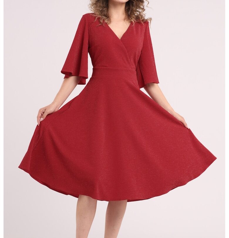 Разкроена рокля с разкроени ръкави CAMISSI