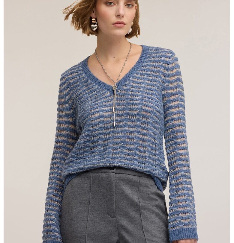 Раиран шпиц пуловер със свободна кройка - Прашно синьо Motivi