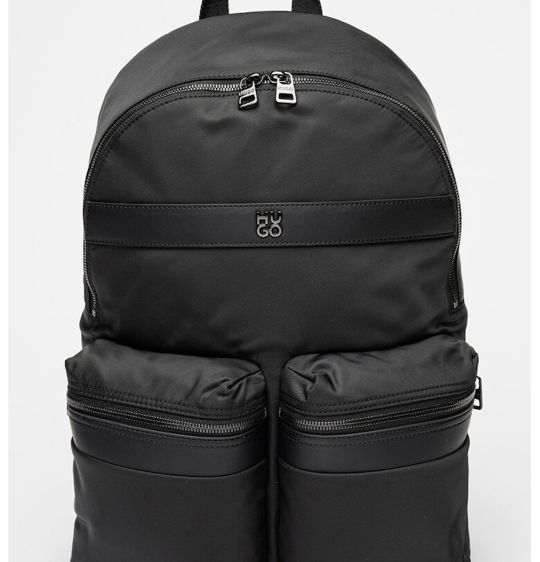 Раница Quantic с джобове с цип HUGO