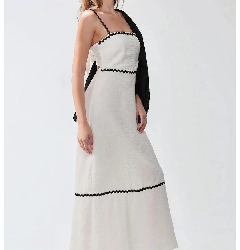 Рокля  квадратно деколте - бяла - лека материя HiCCUP