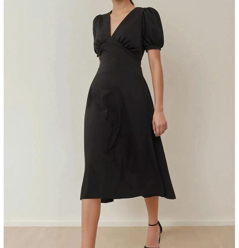 Рокля миди -  А-образна форма - V-образно деколте - черна - креп HiCCUP