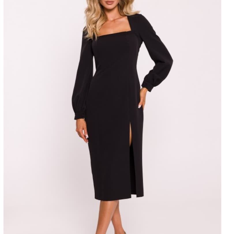 Рокля с висока цепка на крака MOE