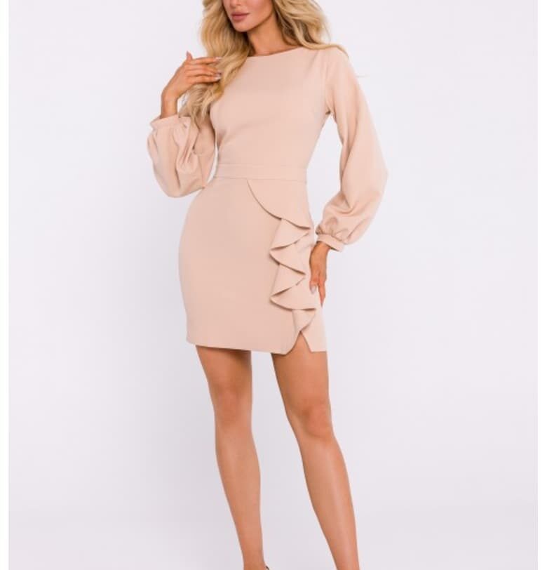 Рокля с волан и изрезка на гърба MOE