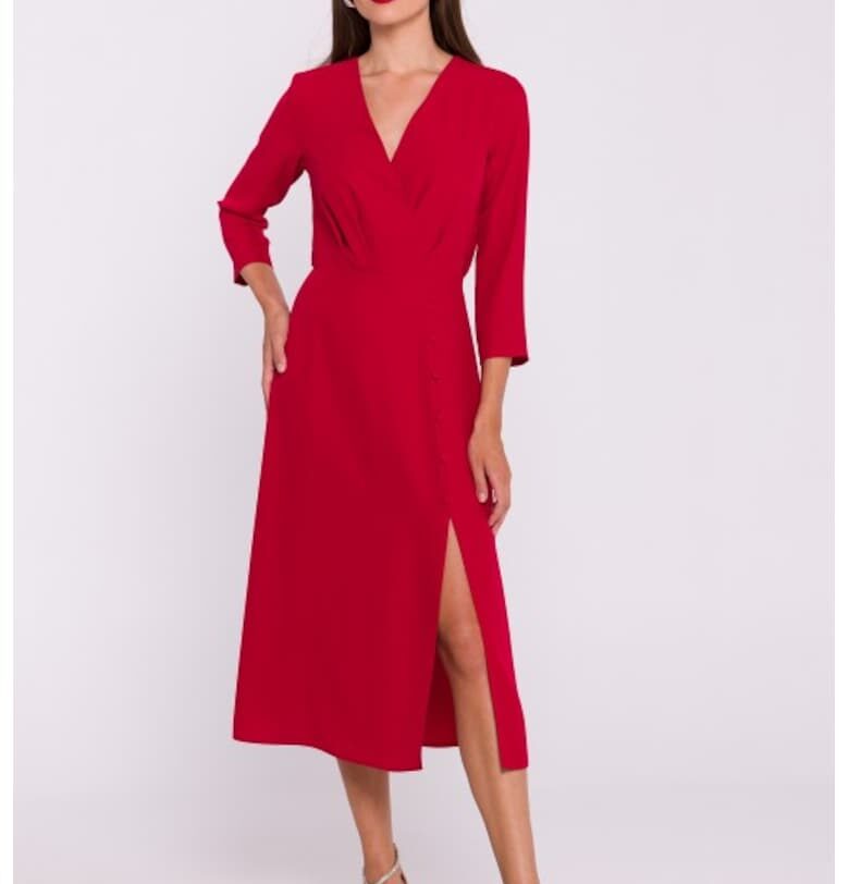 Рокля с дълбоко деколте и ниска цепка Stylove