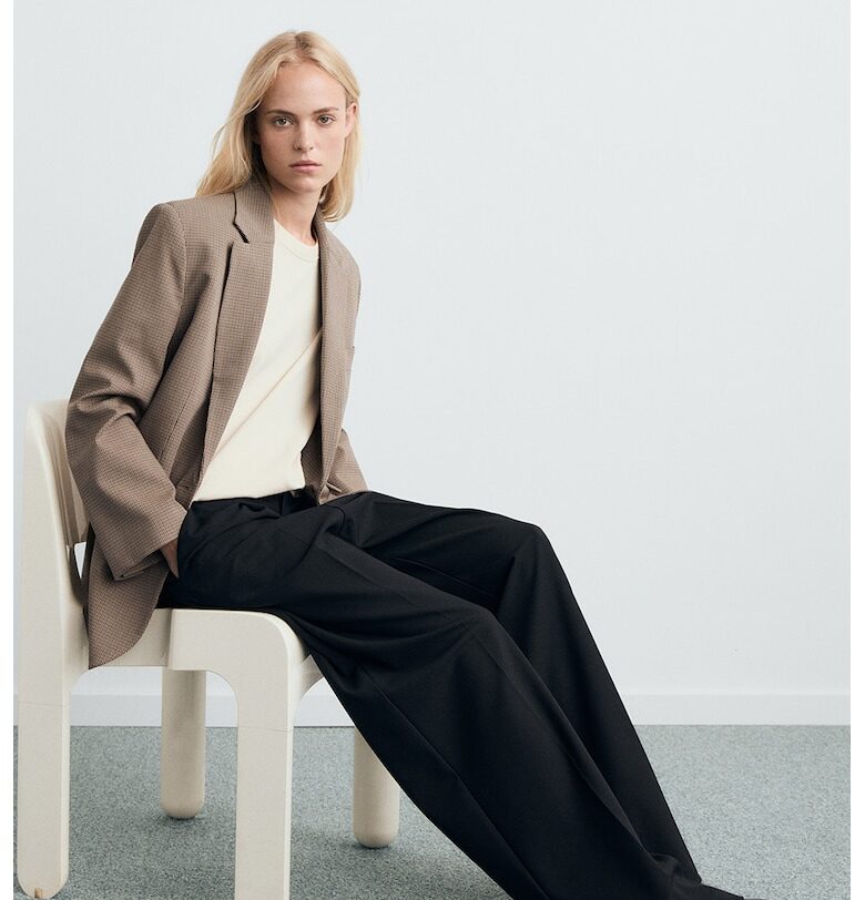 Сако на каре Mango