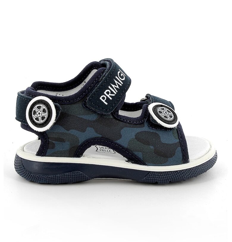 Сандали от еко кожа с шарка Primigi