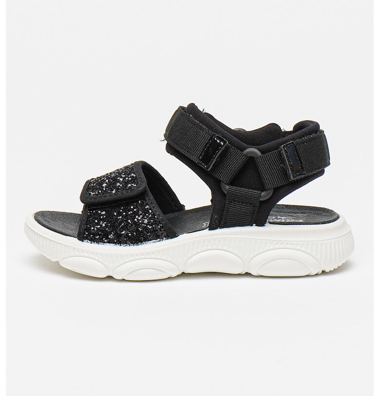 Сандали с бляскави детайли Primigi