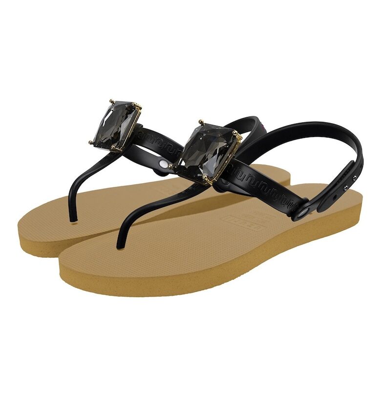 Сандали с разделител за палеца и декоративни камъни UZURII