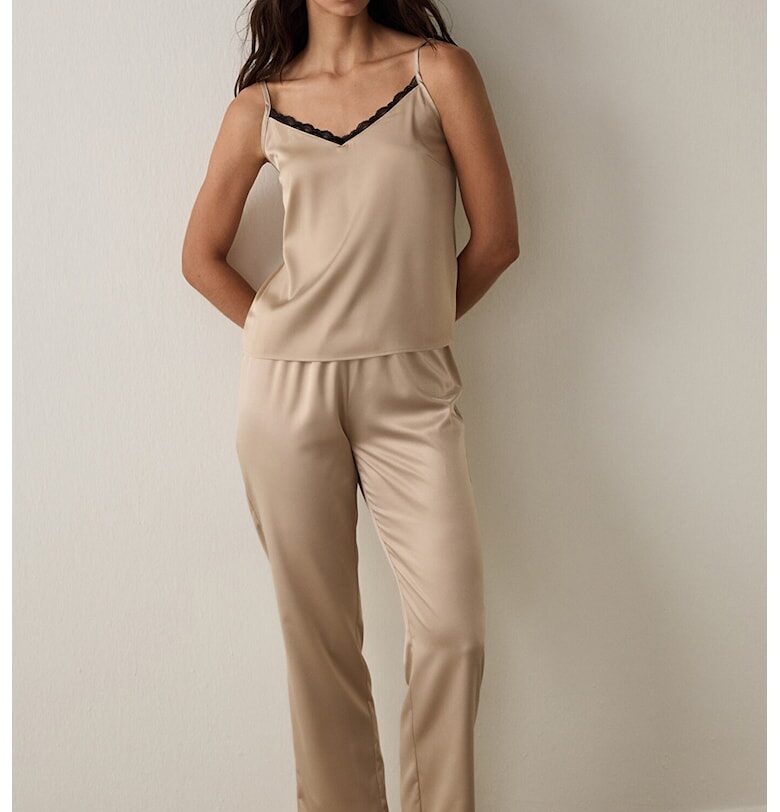 Сатинирана пижама с шпиц - Бежов Penti