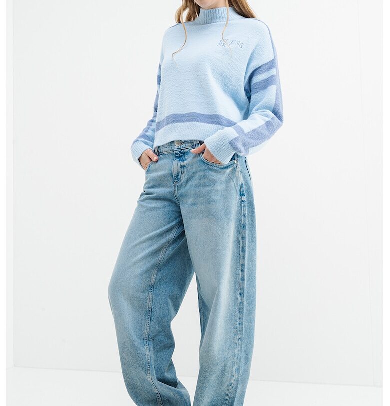 Свободен пуловер с лого - Светлосин GUESS