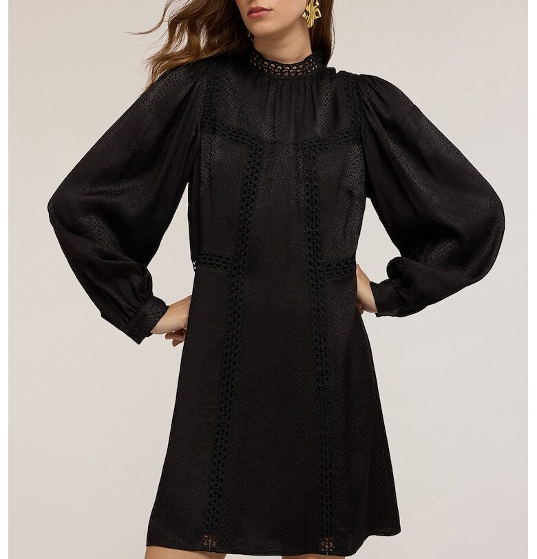 Свободна рокля с ниска яка Motivi