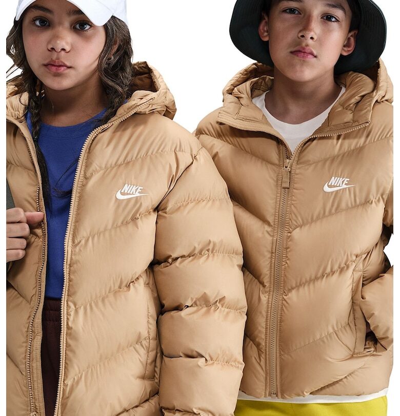 Свободно подплатено зимно яке с лого - Камел Nike