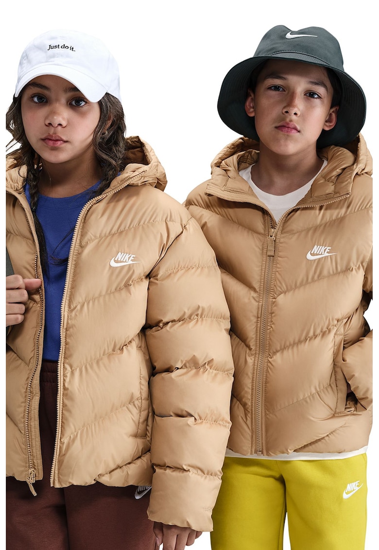 Свободно подплатено зимно яке с лого - Камел Nike