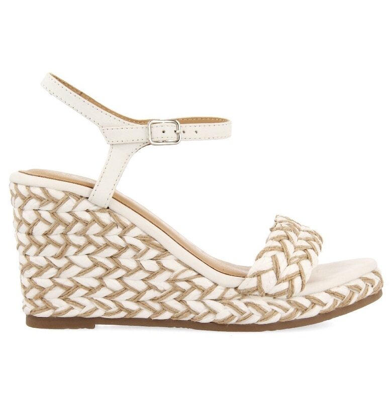 Скосени сандали Tigard от кожа и еко кожа Gioseppo