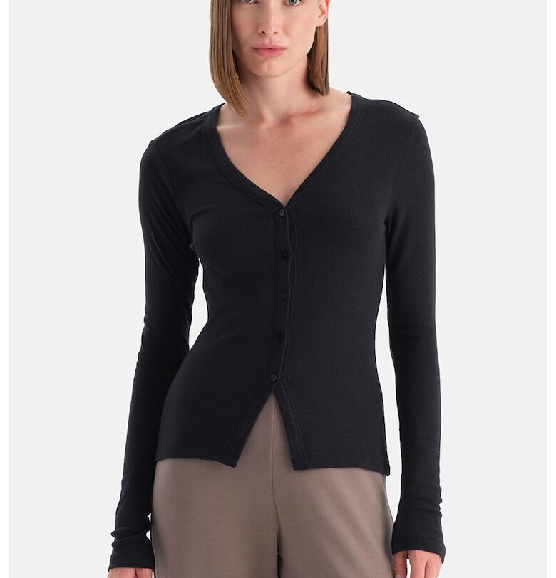 Слим блуза с шпиц - Черен DAGI