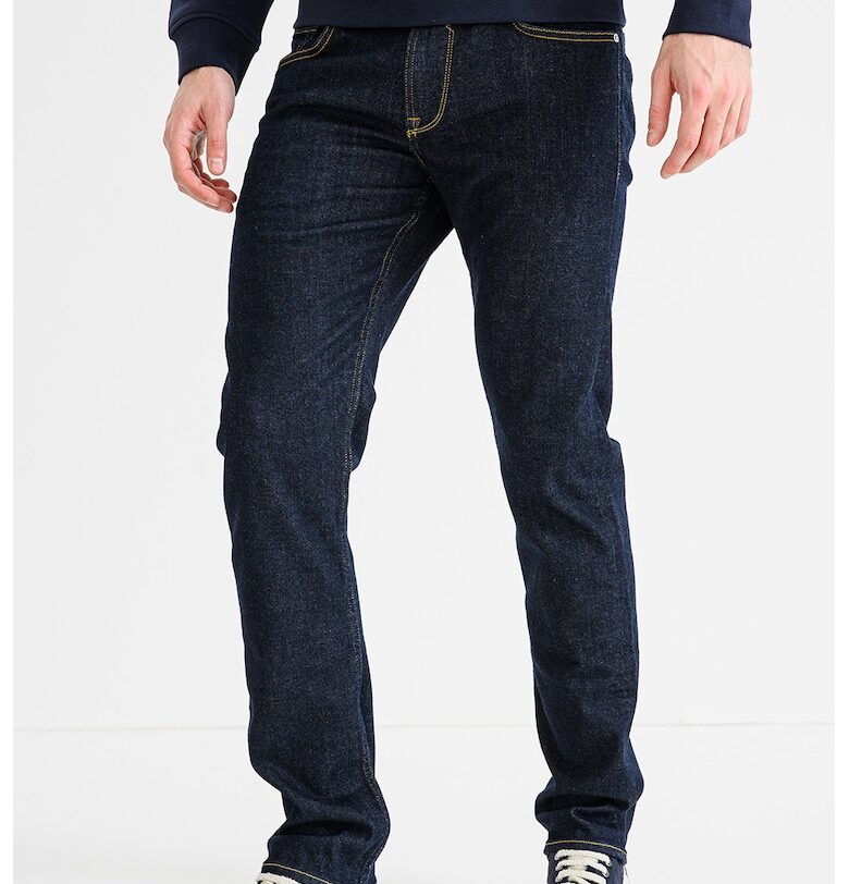 Слим дънки Finnley със стеснен крачол - Тъмносин GUESS