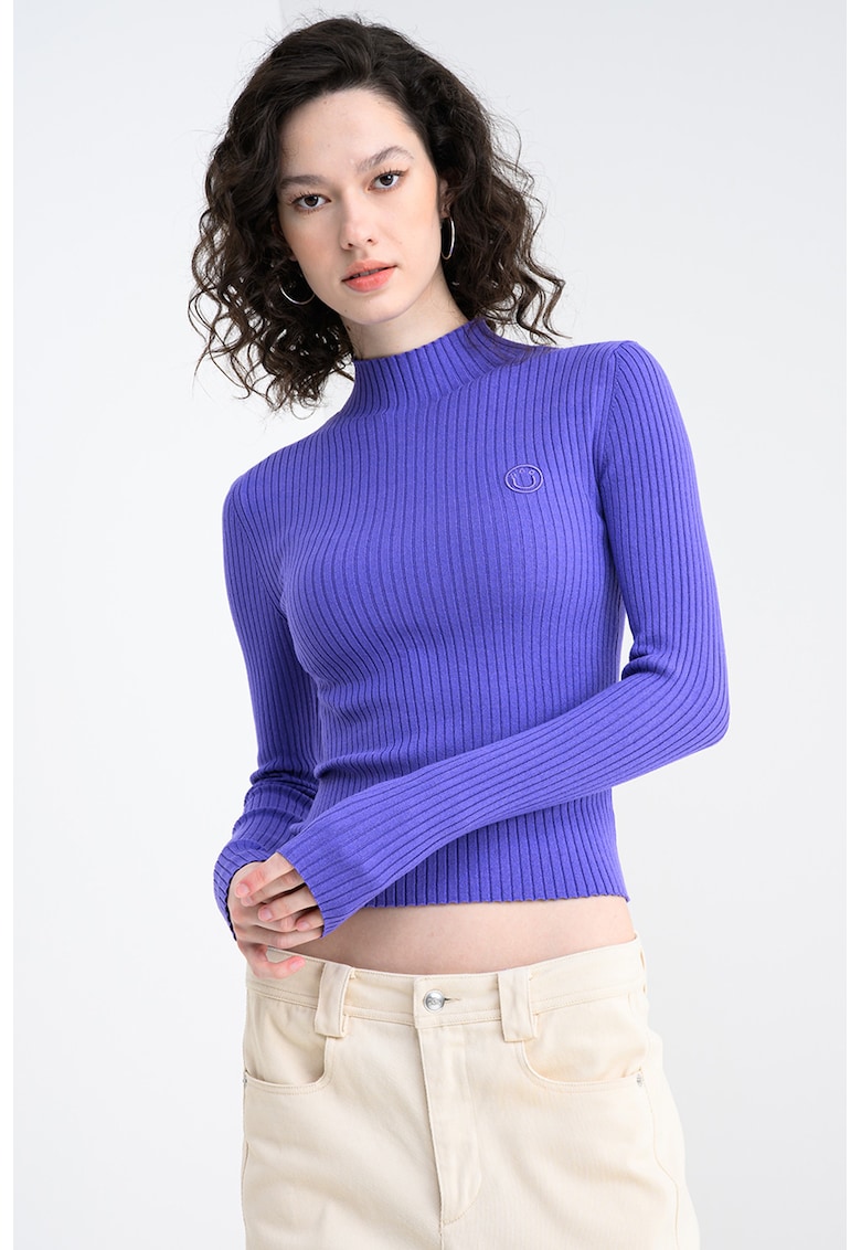 Слим пуловер Sarmie с ниска яка - Аметист HUGO