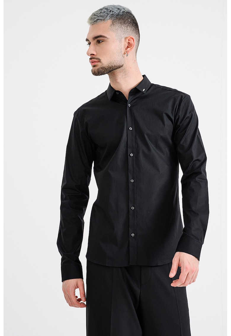 Слим риза Ero с остра яка - Черен HUGO