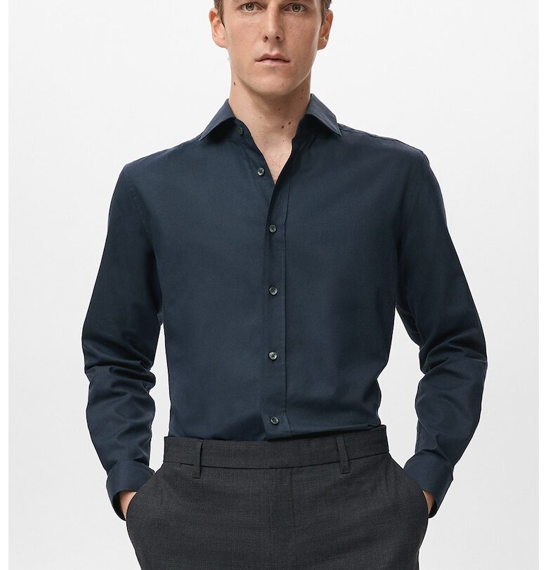 Слим риза с копчета на маншетите - Тъмносин Mango